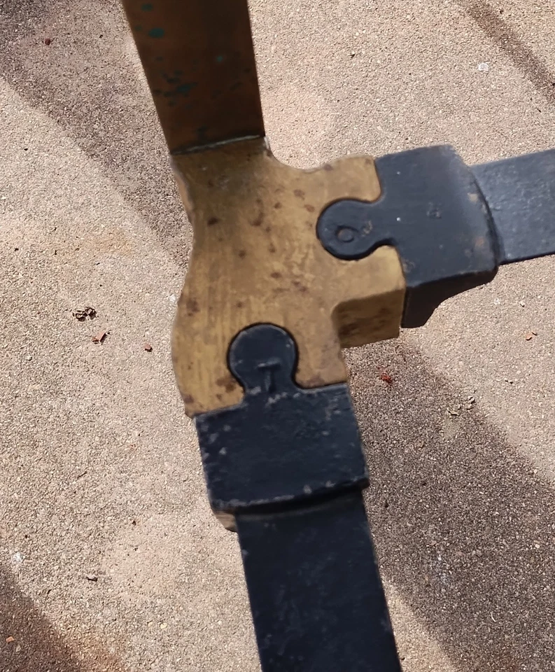 Marco de cama antiguo vintage de latón Foto 3 de 4