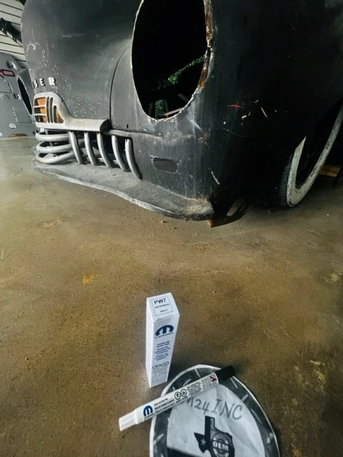 Mopar 5-in-1 Touch Up Paint (PW7) Bright White C/C 68626445AA - Image 2 of 2