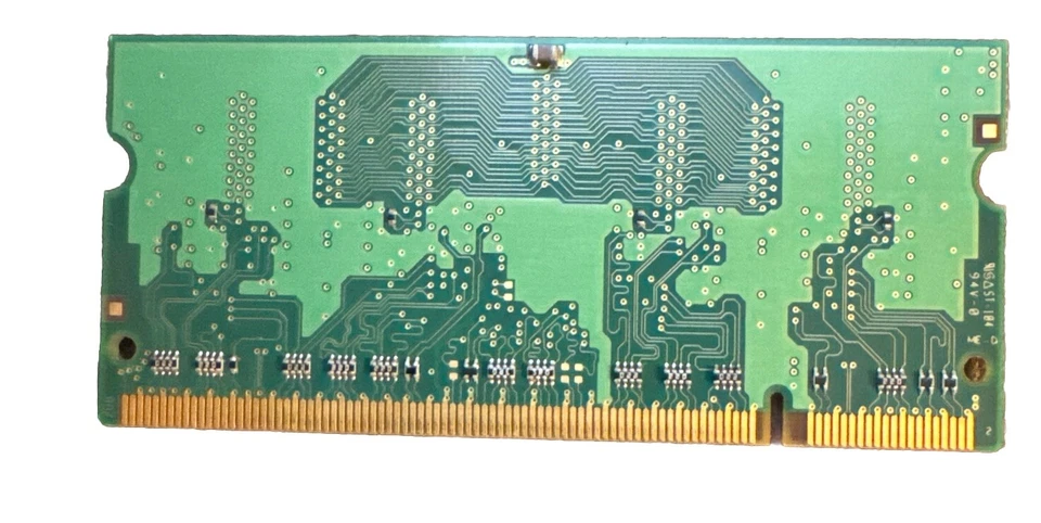 Hynix 256MB Laptop / Notebook Memory (HYMP532S64P6-E3) - DDR2-400MHz (PC2) - Image 2 of 2