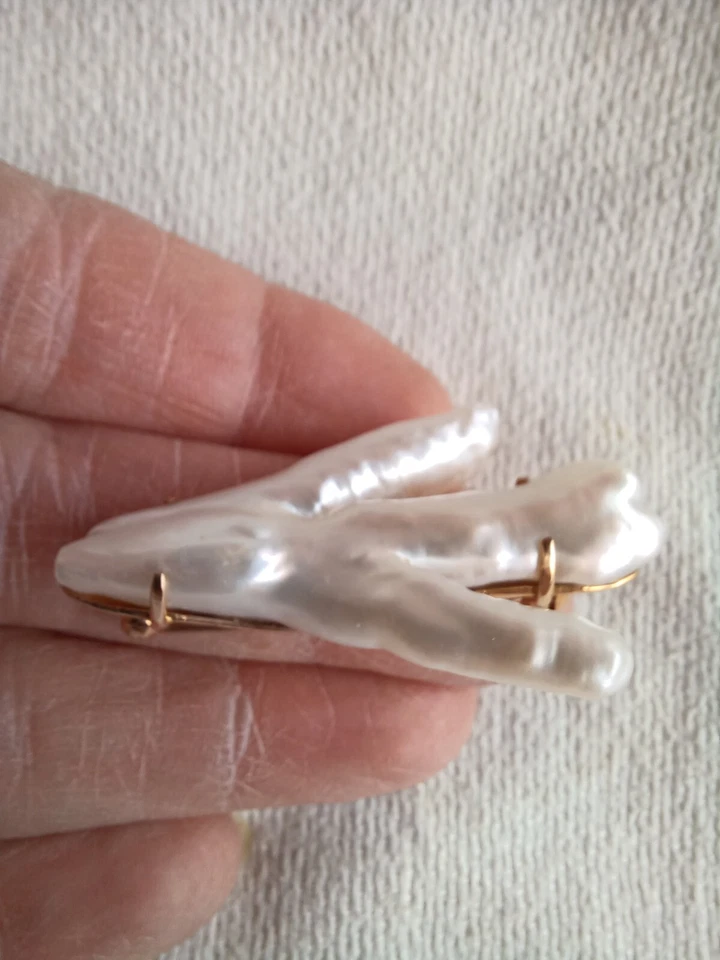 DE COLECCIÓN BROCHE PERLA BARROCA ORO AMARILLO 14K GRANDE 9,8 gramos