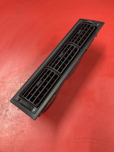 Volkswagen Transporter T4 Triple Centre Dashboard Vents 7D2819703A 7D1819703B VW - Picture 6 of 21