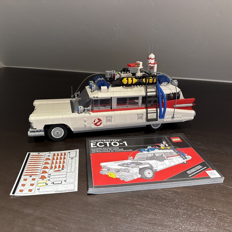 LEGO Icons: Ghostbusters Ecto-1 (10274) Complete w/ Manual & stickers - Clean! 