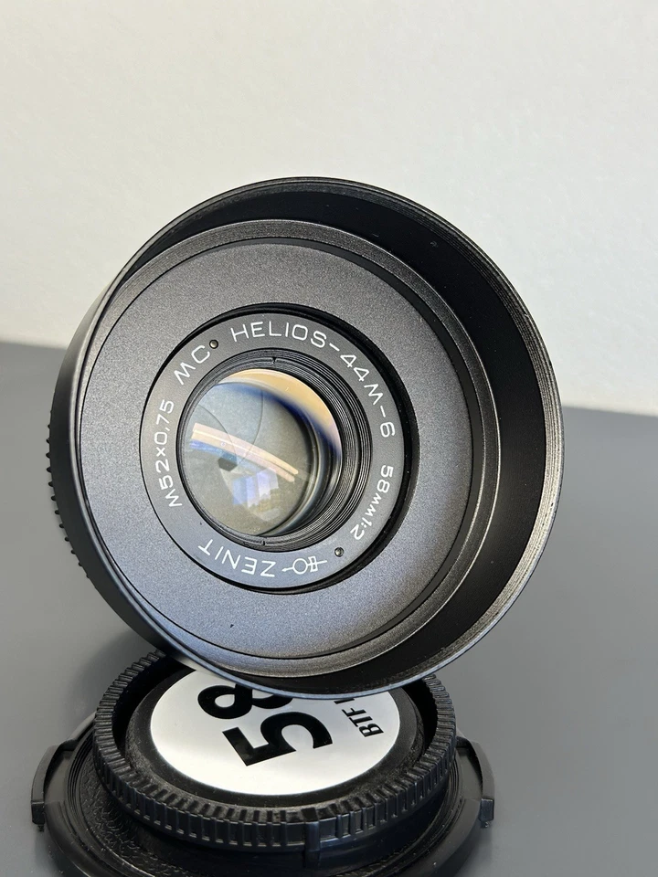 Helios 44m 58mm F2 Soviet Lens Cinemod Silver Sony E Mount Helios Silver Vintage - Image 4 of 4