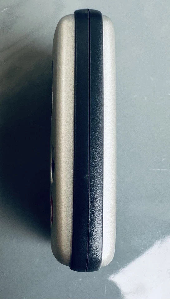 NEW 89904-06041 GENUINE TOYOTA OEM REMOTE TRANSMITTER KEY AVALON, CAMRY, COROLLA - Image 4 of 4