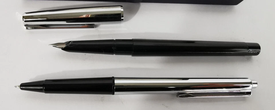 ANCIENNE PARURE DE STYLOS REYNOLDS + COFFRET - VINTAGE PENS - Photo 3/3