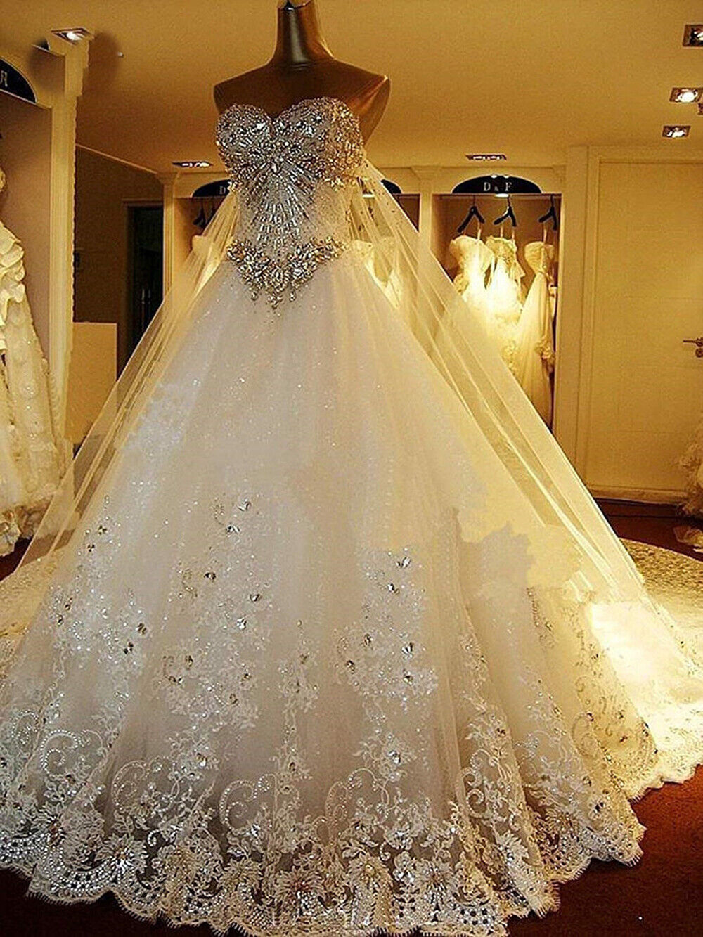 The Bridal Wedding Dress Gown Hoeitsklei Beading V-Neck Plus Size Diamond Bling  Bling Bridal Gown