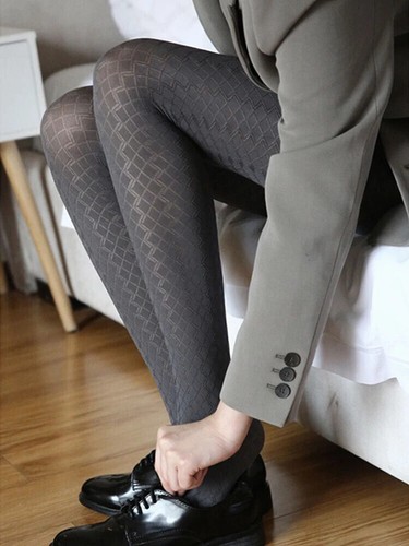Retro Diamond Plaid Pantyhose – 3D Geometric Dark Fringe, British Vintage Style - Picture 3 of 25