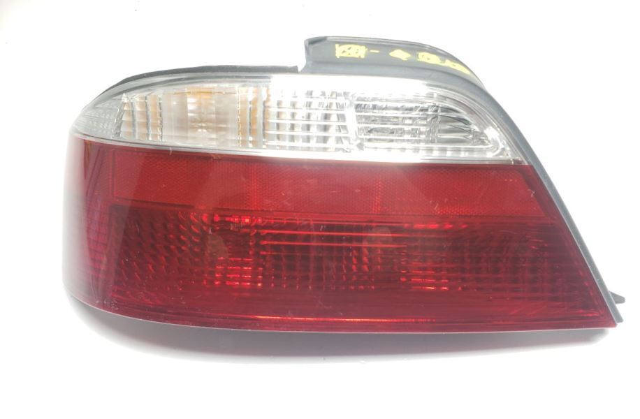 2000 2001 Maxima Driver Tail Light Quarter Panel Mounted Gle 2000 2001 Maxima Driver Tail Light Quarter Panel Mounted Gle