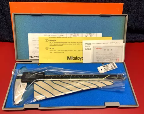Machinist Tool Mitutoyo Absolute Digimatic 200mm / 8" Dial Caliper 550-221-10NOS