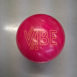 Hammer Bubblegum Vibe bowling ball 15 LB new in box #189