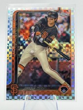 Jung Hoo Lee 2025 Topps Chrome X-Fractors San Francisco Giants