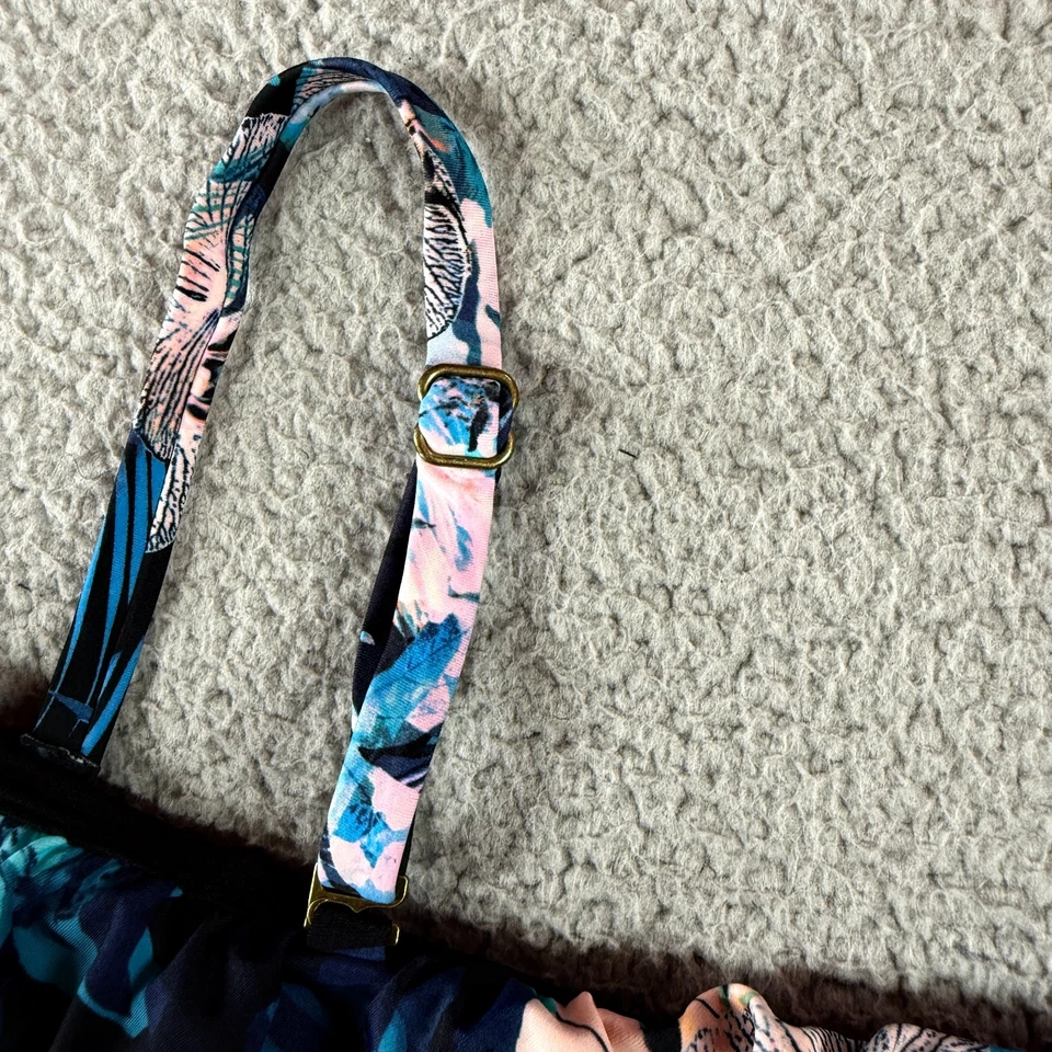 Camiseta Tankini Island Escape Para Mujer Negra La Flor Estampado Floral Con Aros Talla 16W Foto 4 de 4