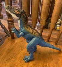 Jurassic World Dino Escape Mega Destroyers Carcharodontosaurus (Blue) Figure