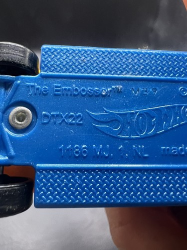 Hot Wheels The Embosser #054 HW ‘20 Experimotors 9/10 Flat Yellow Loose VHTF! - Picture 7 of 8