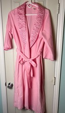 Vintage Sears Carriage Court Pink Dressing Robe Sz Medium EUC