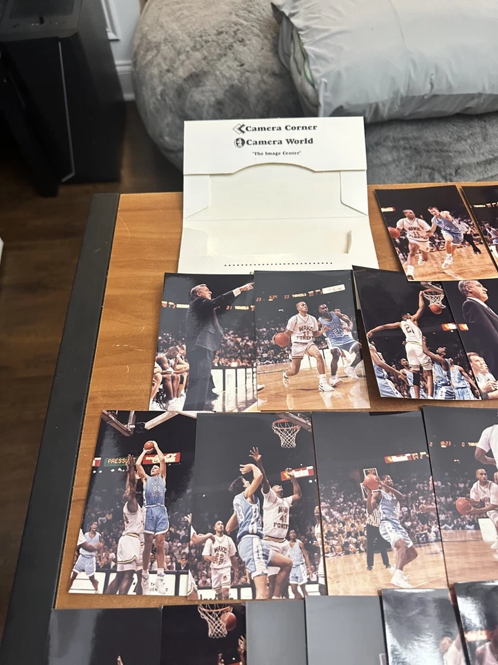 Real Snapshot Pictures UNC Tar Heels basketball 1993 National Champ Basketball - Image 2 of 4