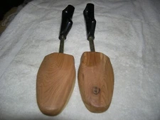 Florsheim Shoe Travel Tree Keepers Stretchers Rochester Cedar Wood 8 to 9 1/2