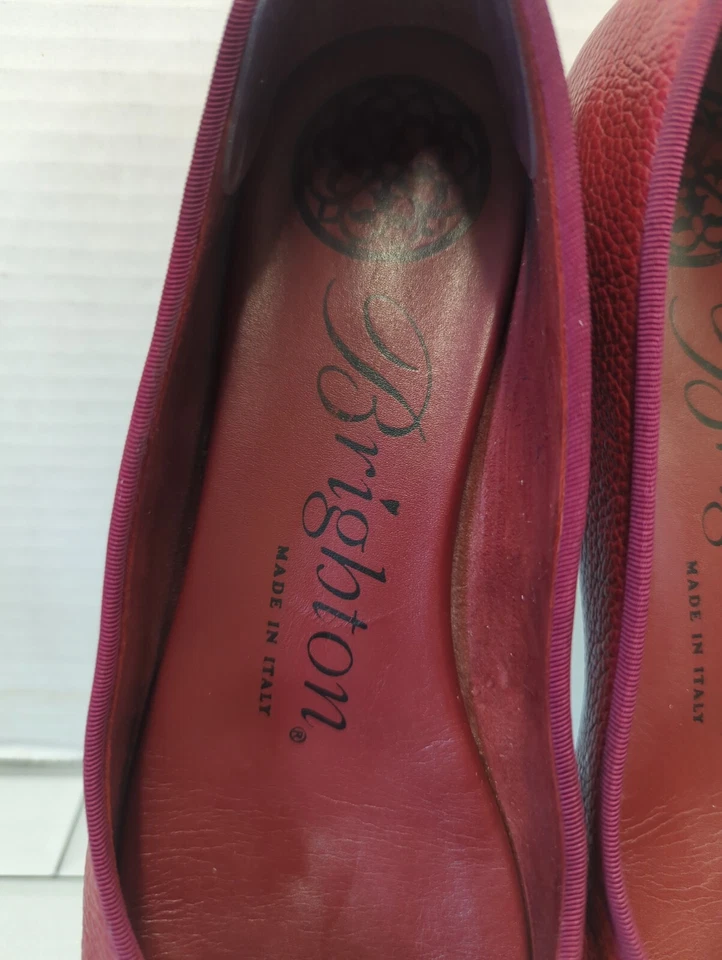 Talla 7.5 Brighton Aleta Lápiz Labial Rojo Cuero Zapatos Ballet Plano Ferrara Medallón Foto 2 de 4