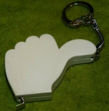 Porte clés mètre ruban en forme de main avec pouce levé (like)  Keyring  Llavero