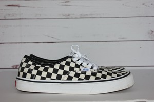 black and white checkered van shoes