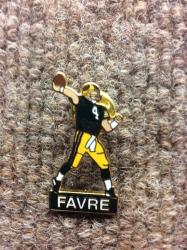 NFL Green Bay Packers Brett Favre Pin! - Picture 1 of 5