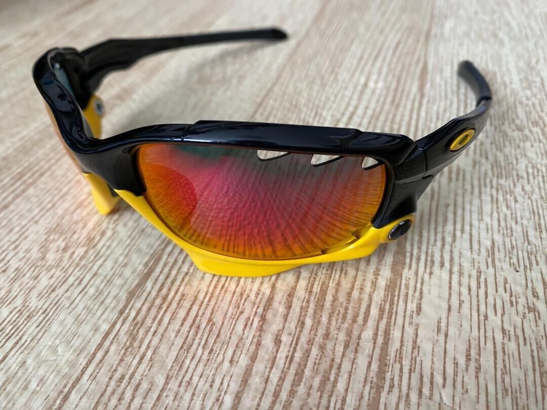 Oakley Jawbone Livestrong Model - Replacement Arms & Genuine Oakley Jawbone Livestrong Model - Replacement Arms & Genuine