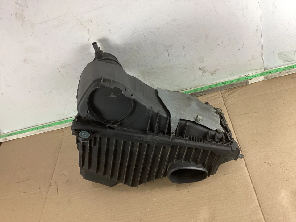 2007 - 2015 Audi Q7 3,6 л воздухоочиститель фильтр коробка / корпус 7L6129601T OEM - Изображение 2 из 4