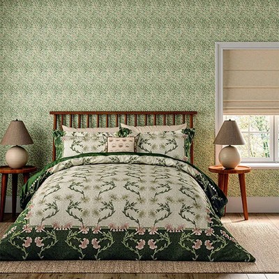 Morris & Co for V&A Scrolling Carnation Bettwäscheset Oliv und Elfenbein
