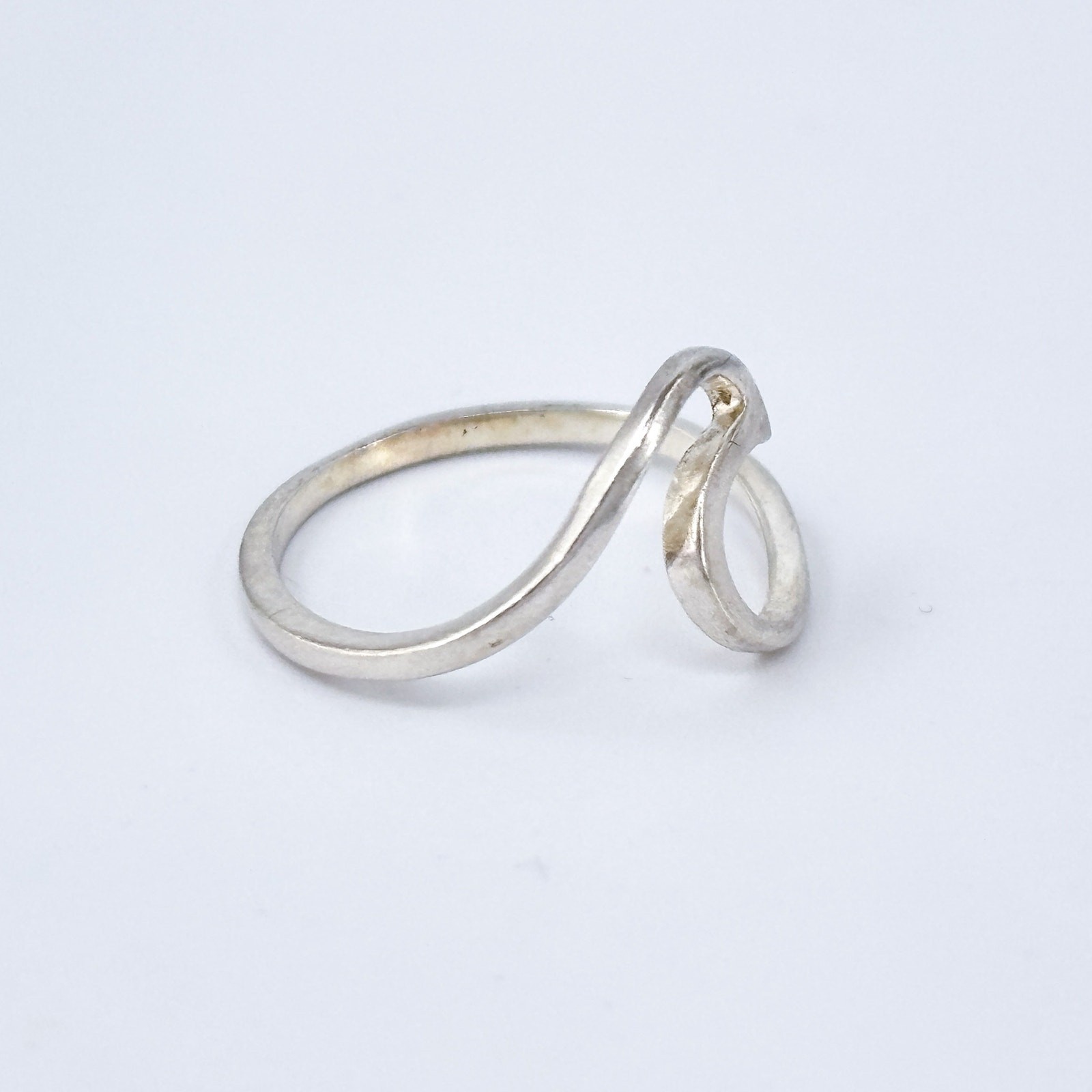 Vintage Sterling Silver 925 Stackable Wave Ring S… - image 4