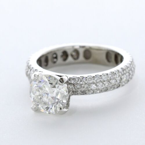 ANILLO DE ACENTO BANDA ANCHA ORO BLANCO 14K CORTE REDONDO D/VS2 DIAMANTE CREADO EN LABORATORIO 4,3 CTW - Imagen 2 de 7