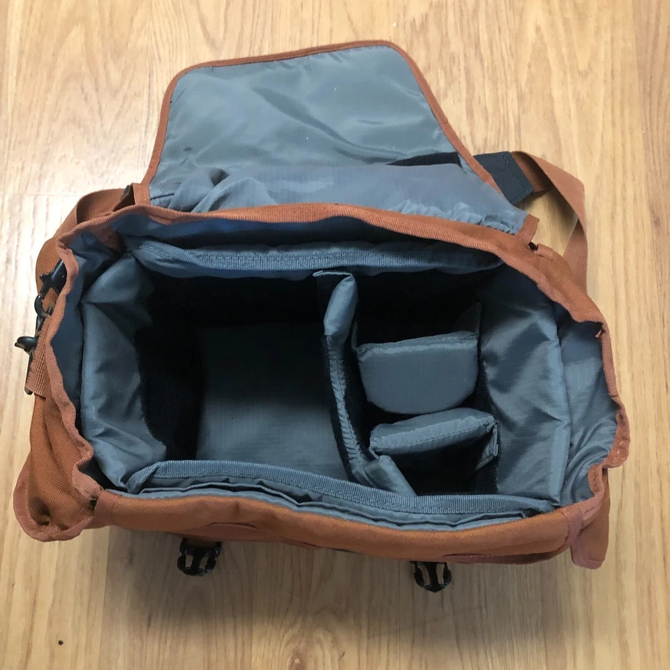 De Colección Tenba Bolso para Cámara Grande Mensajero Grado Militar Nylon Múltiples Bolsillos Cremallera Foto 4 de 4