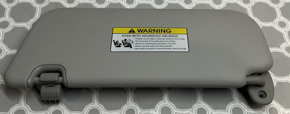 Kia Soul 2014-2019 pasajero (derecha) parasol gris OEM Foto 2 de 4