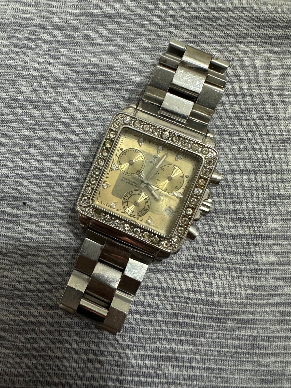Foto 1 di 4