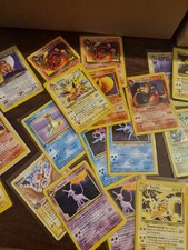 Lotto 50 Carte Pokémon in ITALIANO Tutte Originali e Diverse + HOLO E/o VINTAGE