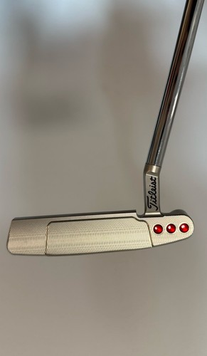 Titleist Scotty Cameron Studio Select Laguna 1.5 34 Inch Putter Right Handed
