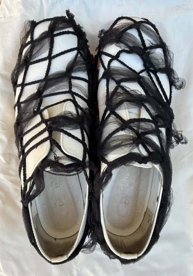 Oxford Comme Des Garcons / Tao de cuero blanco y tul negro, para mujer talla 8 Foto 2 de 4