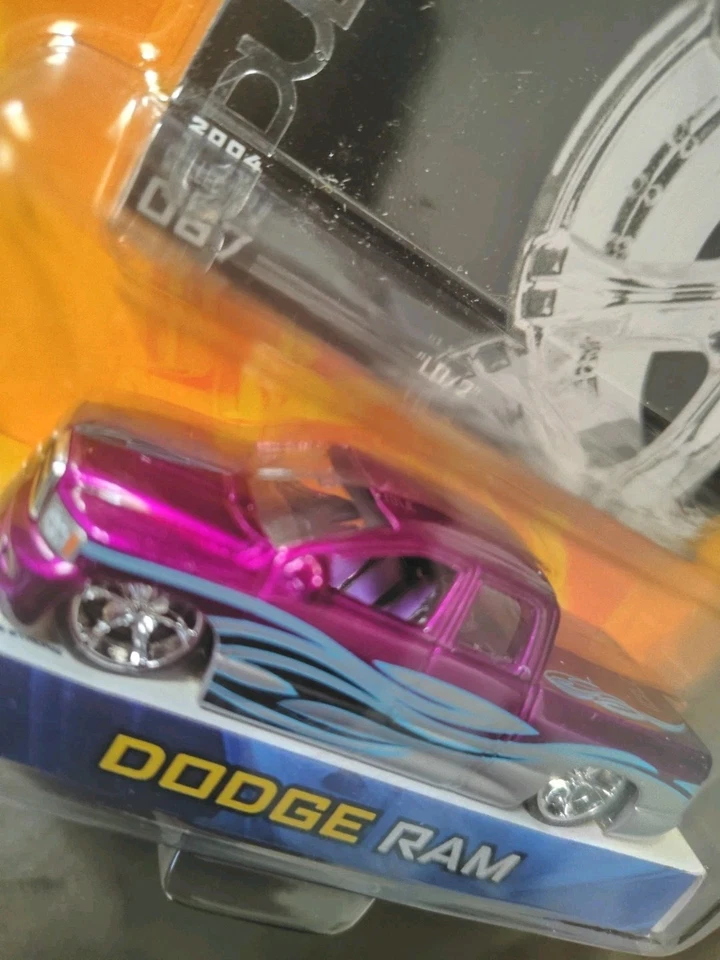 Jada Dub City Dodge Ram 1500 Truck Collector #67 Purple & Silver 1/64 Sealed - Image 4 of 4
