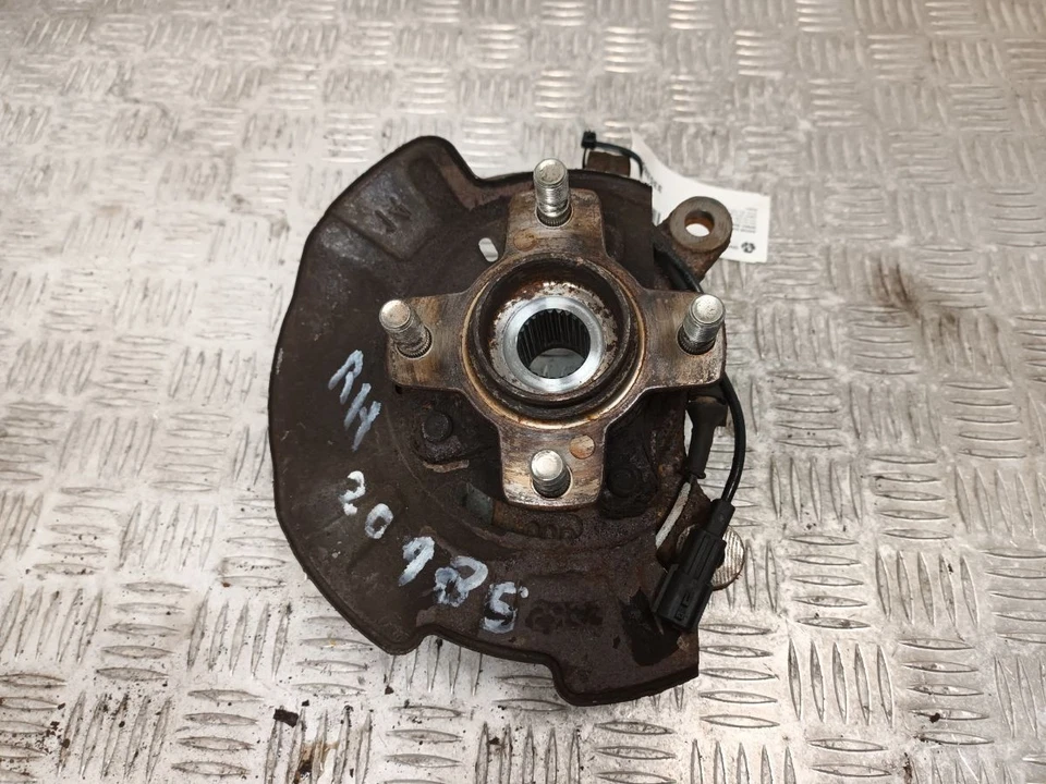 SUZUKI SWIFT SZ5 DUALJET MHEV 1.2 COJINETE DE RUEDA LADO DERECHO DELANTERO Foto 2 de 4