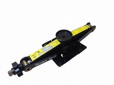 Mercedes-Benz A W168 2001 Mitte Wagenheber A1685830415 LCM5797 Mercedes-Benz A W168 2001 Mitte Wagenheber A1685830415 LCM5797