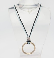 Collana vintage fatta a mano moderna in pelle argento sterling di Angel Ortiz