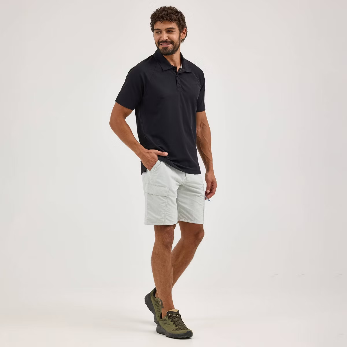 "NWT~ Wrangler ATG sz 42 Light Gray 9\" Cargo Peak Shorts Regular fit Woven 2545"