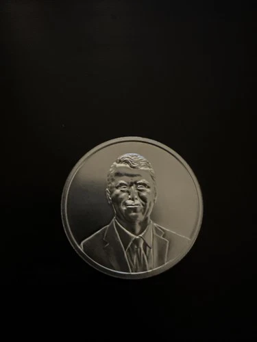 CHARLIE KIRK MEMORIAL 1993-2025  1 oz .999 fine silver BU Round Coin IN STOCK!