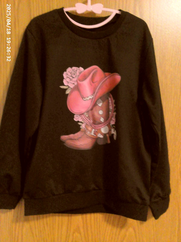 New Girl's Long Sleeve Black Sweatshirt W/Pink Cowgirl Boots/Hat Size 7/8