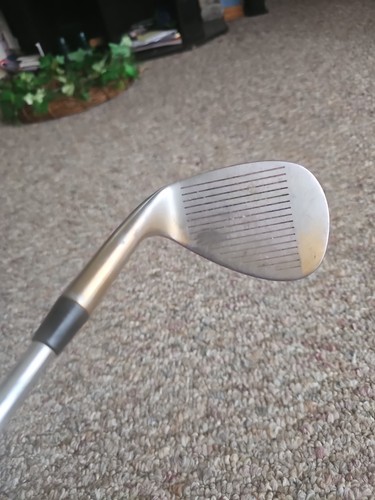 HiPPO Performance Series Oil-Can 56° Sand Wedge 35.75" Long Steel Right Handed - Picture 2 of 3