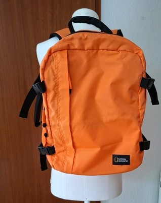 National GEOGRAPHIC Rucksack/Backpack, ca. 40 x 30 x 18 cm. Orange. GEBRAUCHT