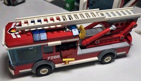LEGO CITY: Fire Station (7208)