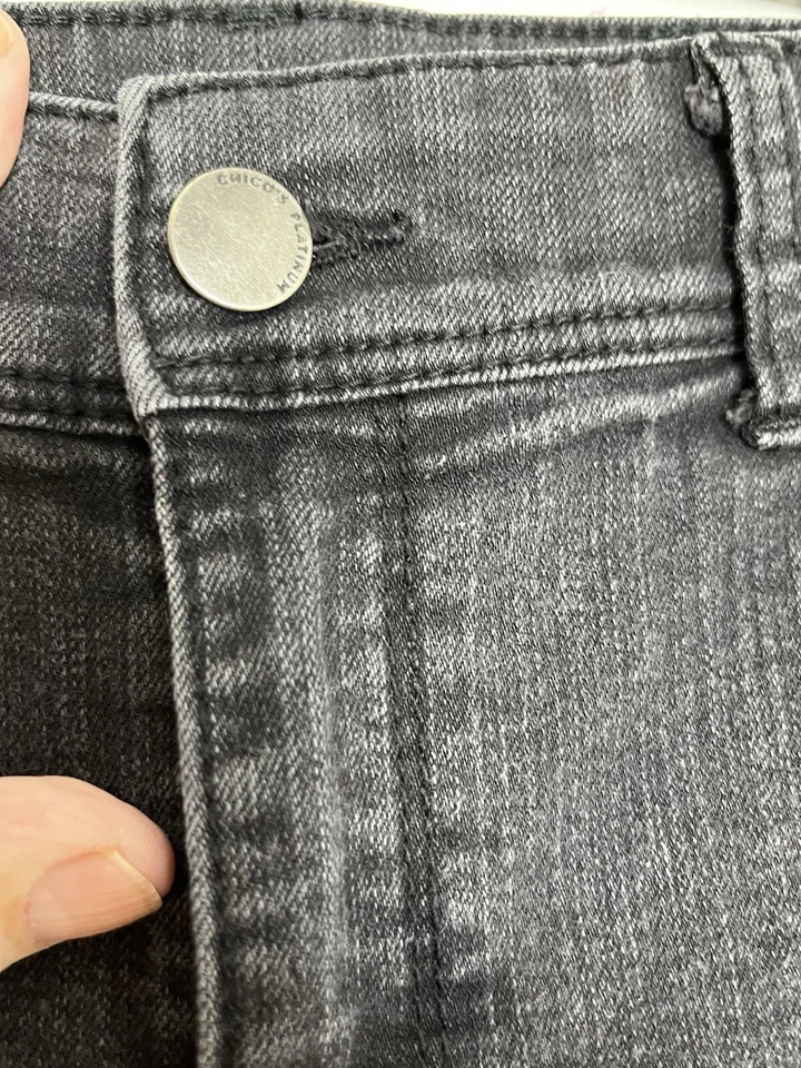 Chicos Jeans Lavado Oscuro Mujer 0 Corto Negro Platino Denim Bota Pierna 4 XS (12) Foto 3 de 4