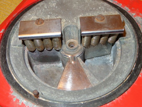Northwestern Parts Bundle , Top Cover , Mech & Seal, Shoot w/Cover, Coin Mech. - Picture 11 of 12