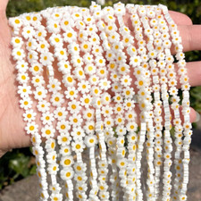 60Pcs Handmade Glass Beads White Daisy Flower Beads Small Beads for Jewelry Maki