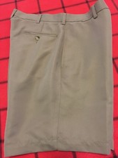 ROUNDTREE  YORKE EASY CARE MEN'S Size 32 QUALITY WEAR DRESS SHORTS